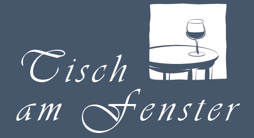 Tisch am Fenster
